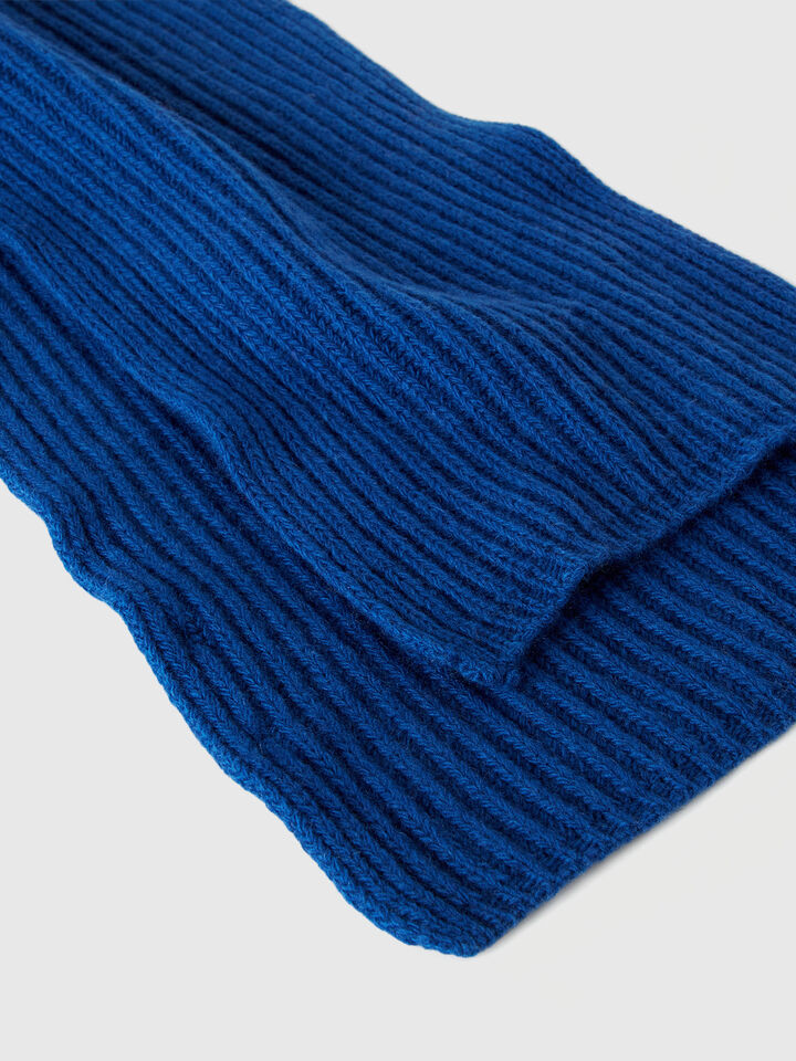 SCARF Men image number 2